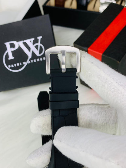 Denvosi Luxury Diamond Studded Strap Men’s Watch